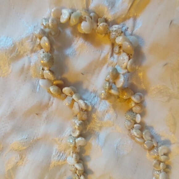 2/$30 Long Hawaiian Shell Necklace Beach Jewelry Nautical Ocean 34" - Picture 9 of 9